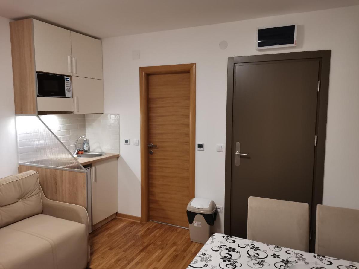 Jordan Apartment Kc 9C 35 Копаоник Екстериор снимка